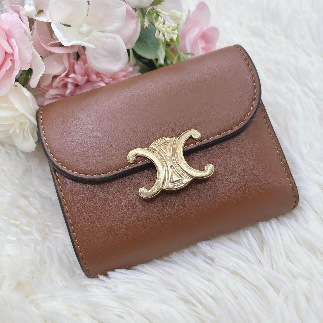 美品✨CELINE トリオンフ スモールフラップウォレット 三つ折り ブラウン