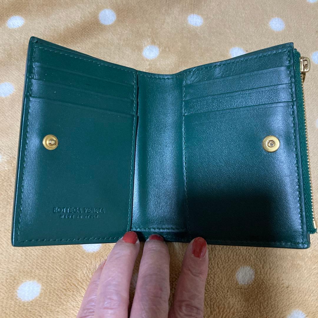 ［美品］ボッテガヴェネタ　スモールカセットウォレット