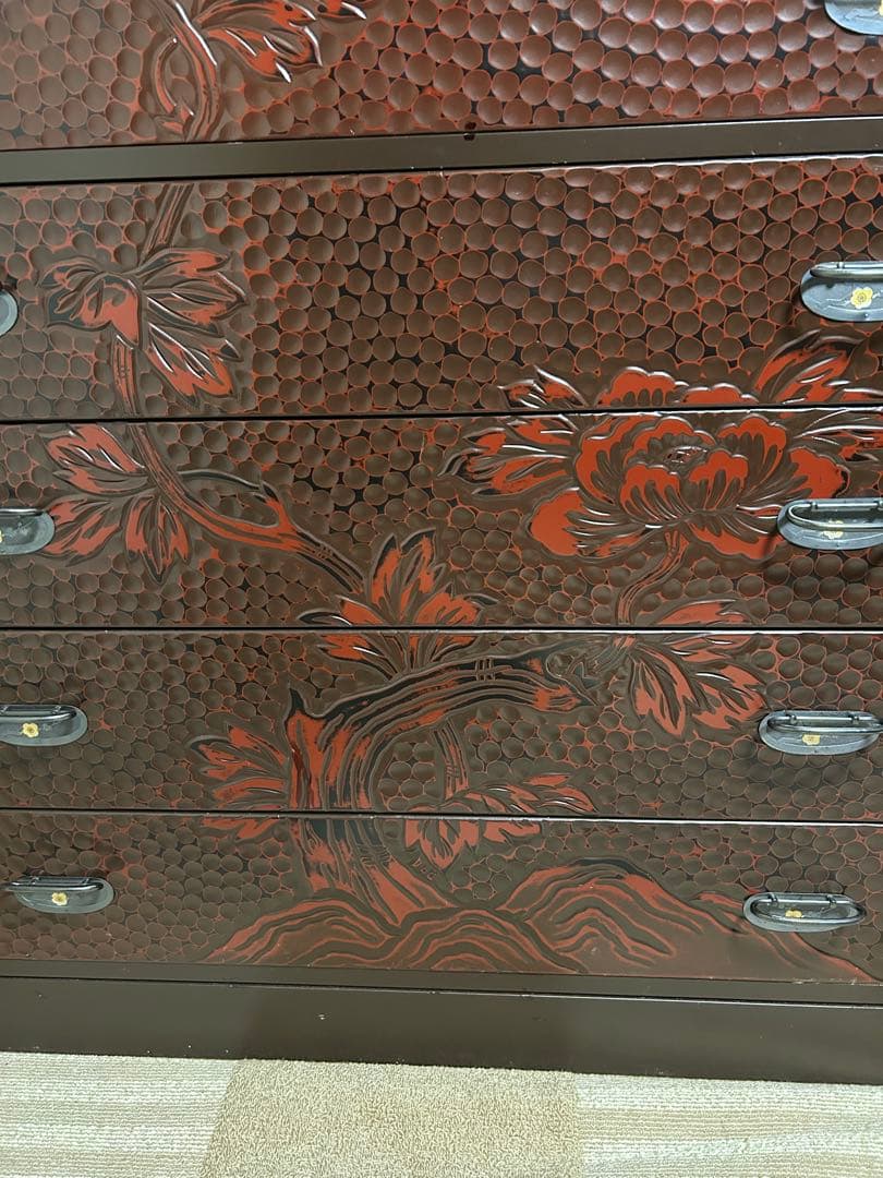 鎌倉彫　佐藤恵仙作　高級桐和箪笥８段引き出し 彫刻花模様
