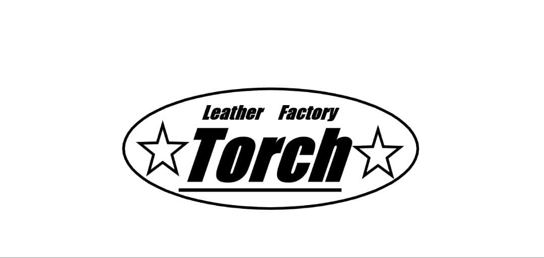 栃木レザースタッズベルト　ブラック　アクリル　レッド