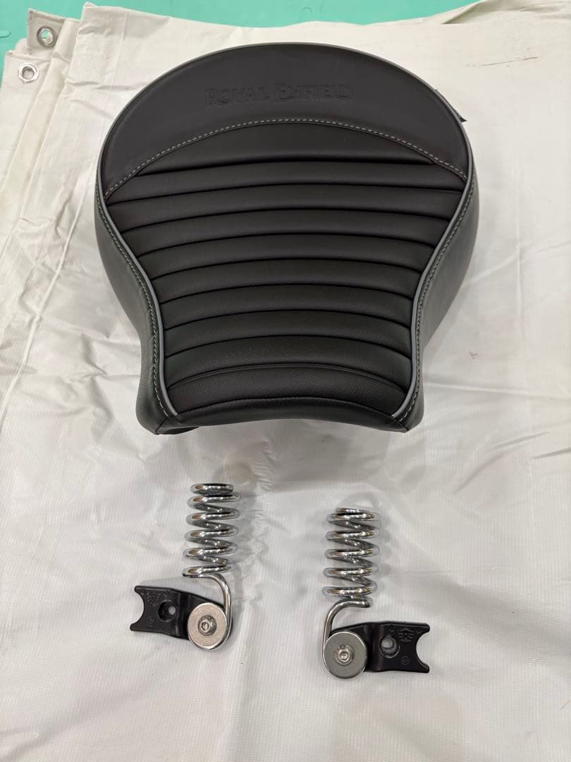 クラシック350ツーリングシート