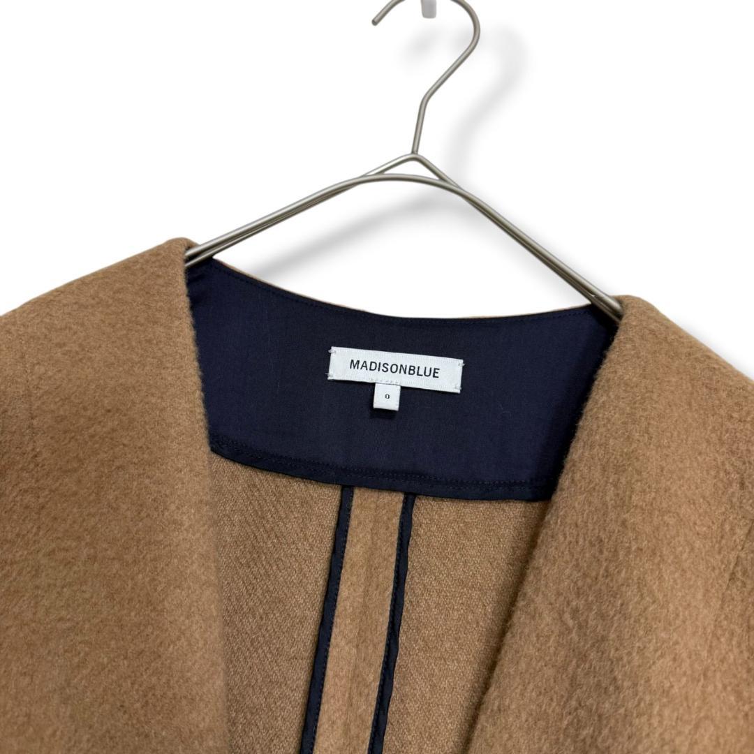 ベビーキャメル(らくだ)100%お素材 マディソンブルー ベルト付きガウンコート