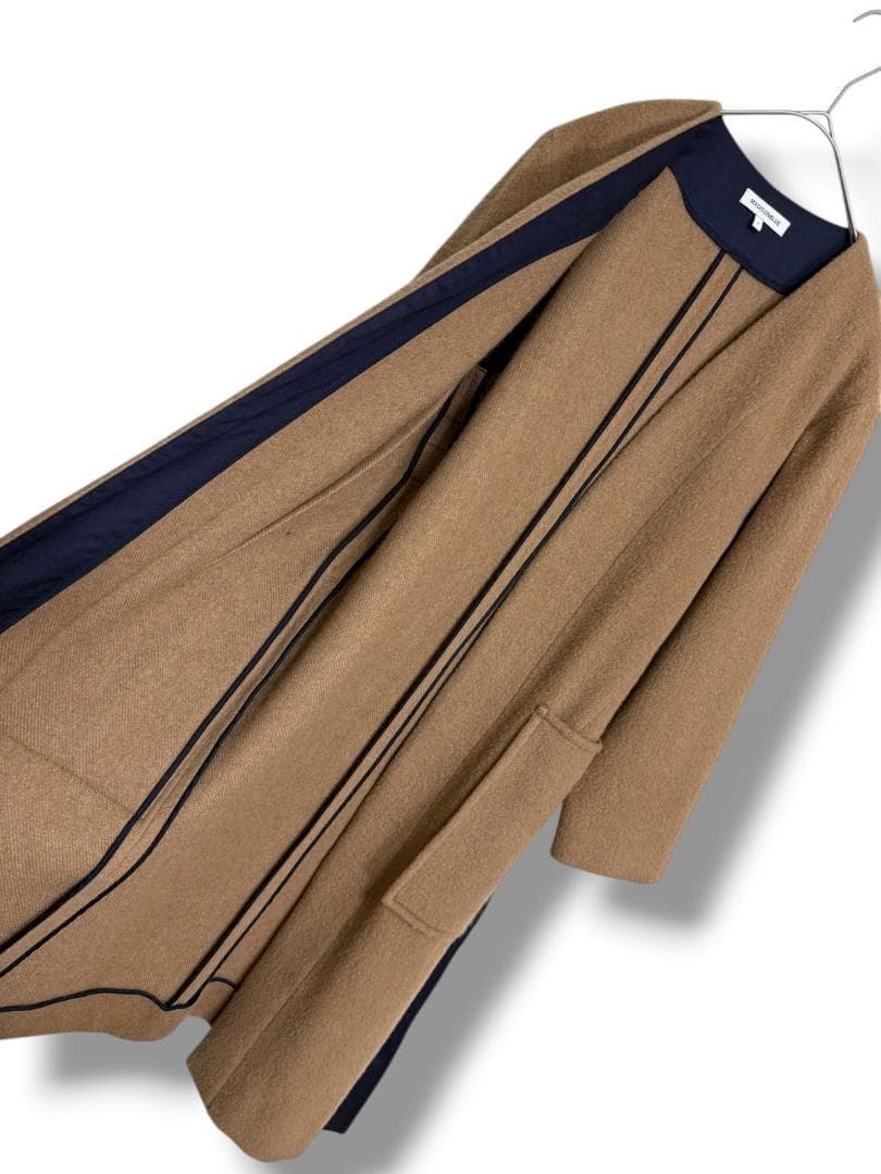 ベビーキャメル(らくだ)100%お素材 マディソンブルー ベルト付きガウンコート