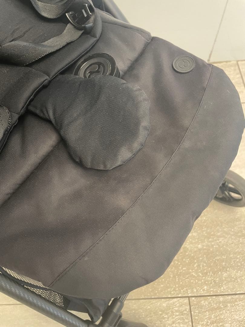 cybex サイベックス　メリオカーボン　2021年モデル　ディープブラック