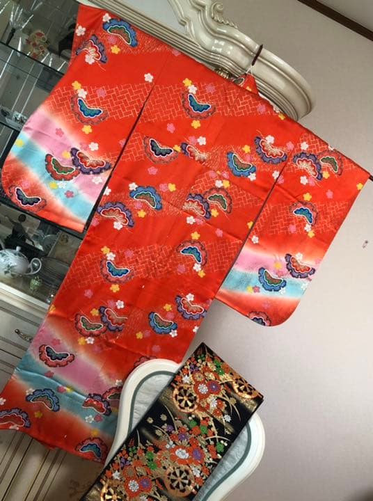 【5才着物/美品】七五三着物フルセット　赤　※着画写真右側