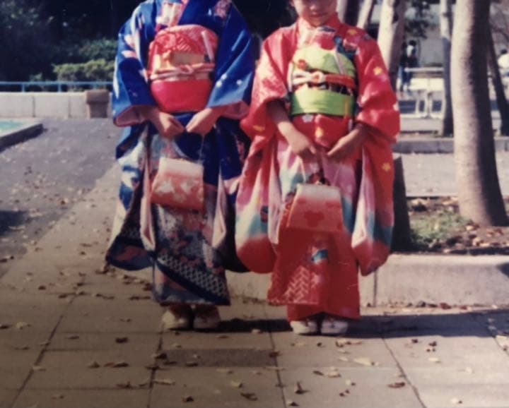 【5才着物/美品】七五三着物フルセット　赤　※着画写真右側