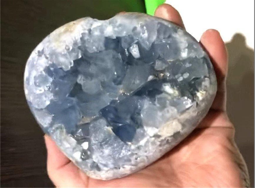 天然アクアマリン原石B0110/DZR/160A