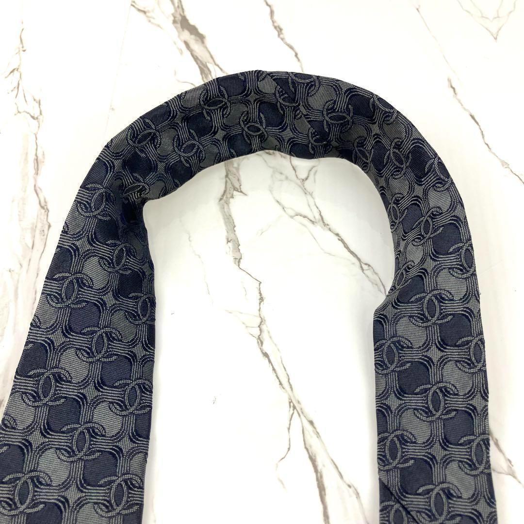 美品　シャネル　ネクタイ　ココマーク総柄　ロゴ　チェーン　ジャガード　グレー