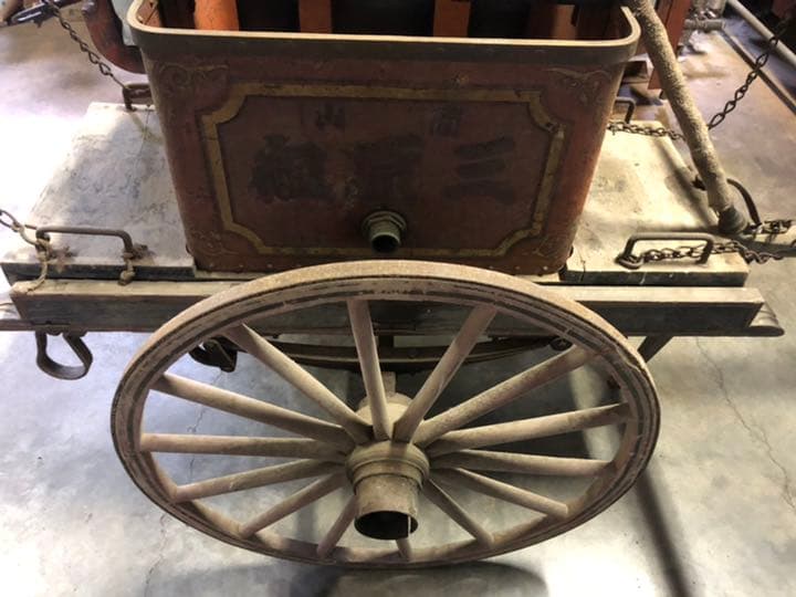 レトロ　消防ポンプ