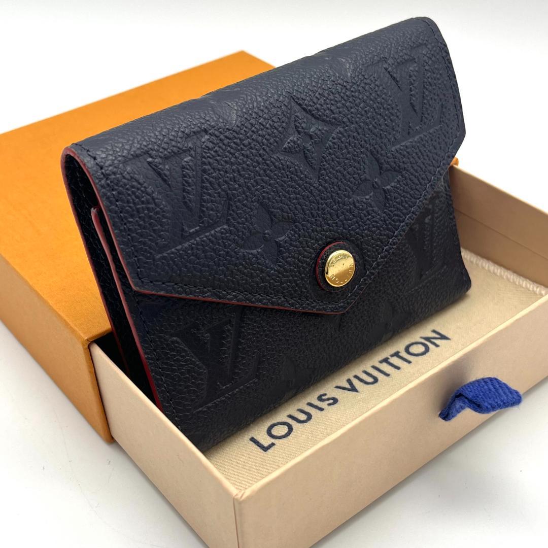 【美品】　ポルトフォイユヴィクトリーヌ　アンプラント　マリーヌルージュ　箱保存袋