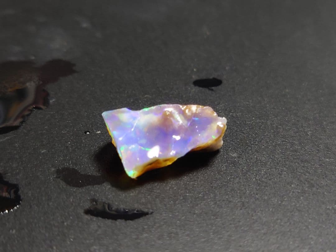 チョーク　エチオピアオパール　ウェロ産　鉱物標本　原石