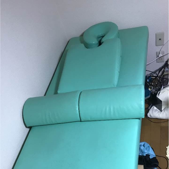 マッサージベッド