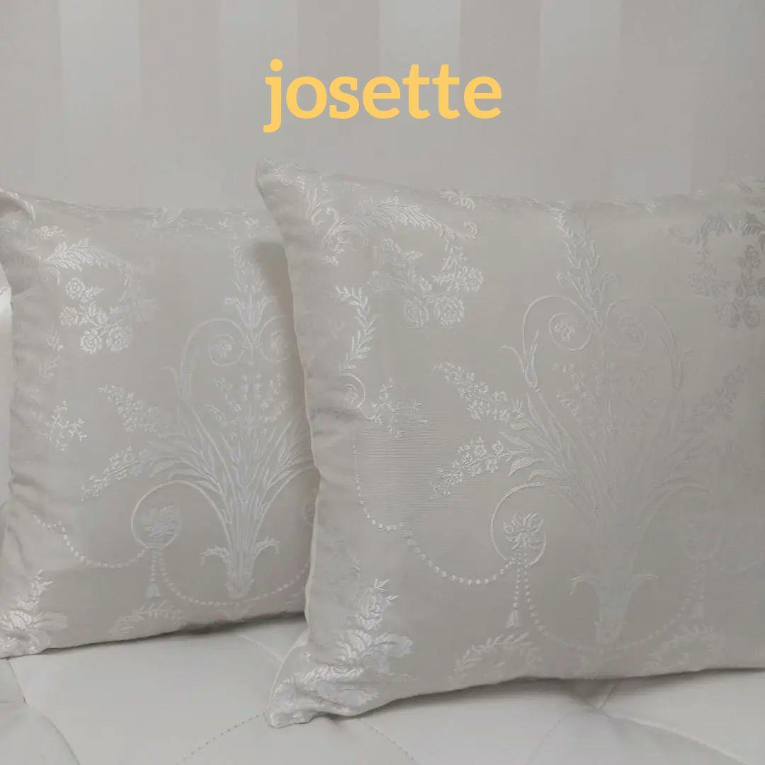 専用P様２枚ローラアシュレイ刺繍ジョゼッテゴールドベージュハンドメイドカバー