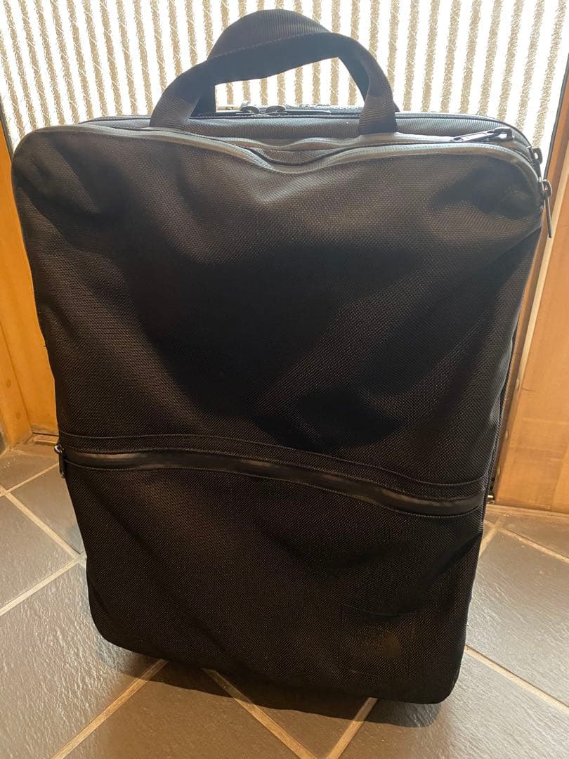 ノースフェイス　シャトルローラー　スーツケース