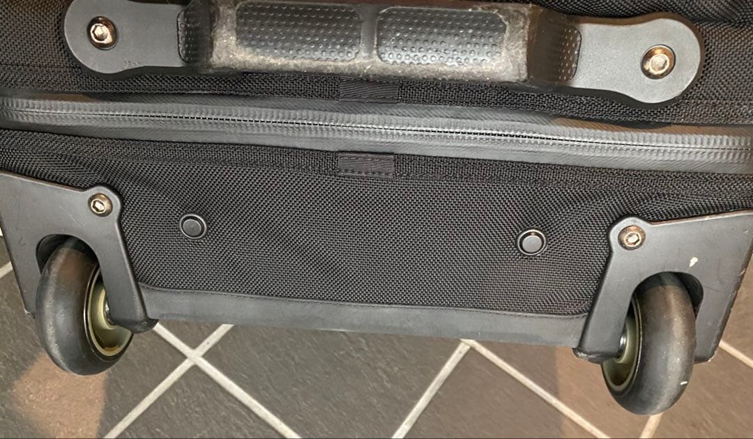 ノースフェイス　シャトルローラー　スーツケース