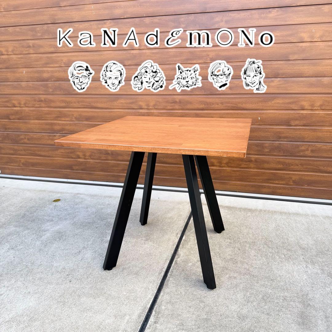 美品 kanademono THE CAFE TABLE ラバーウッド