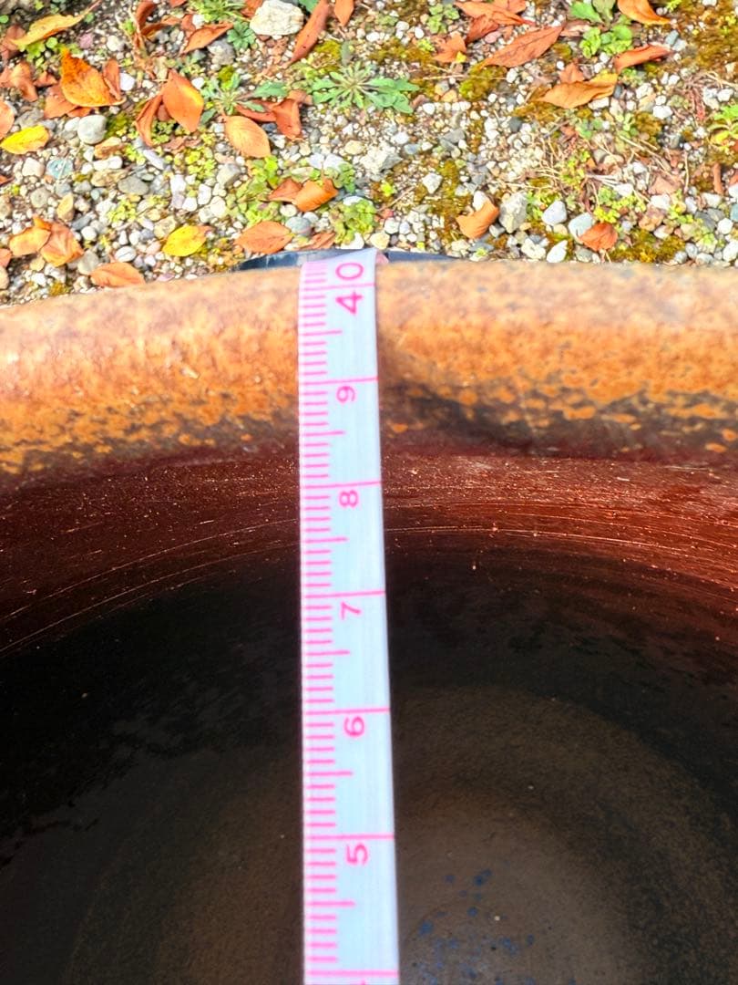 備前焼の甕　金魚鉢　メダカ鉢　睡蓮鉢 縦長サイズ