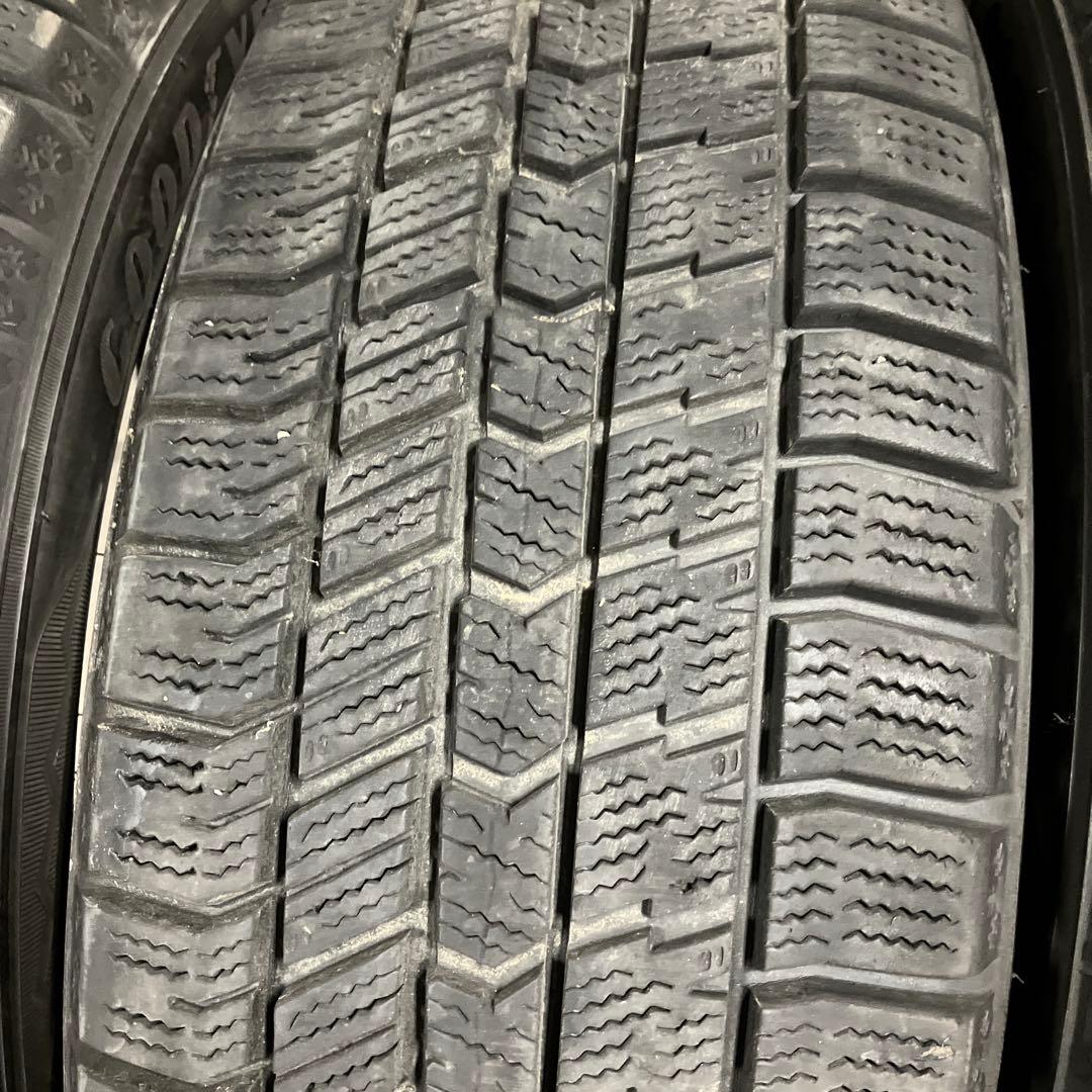 スタッドレスタイヤ185/60r15