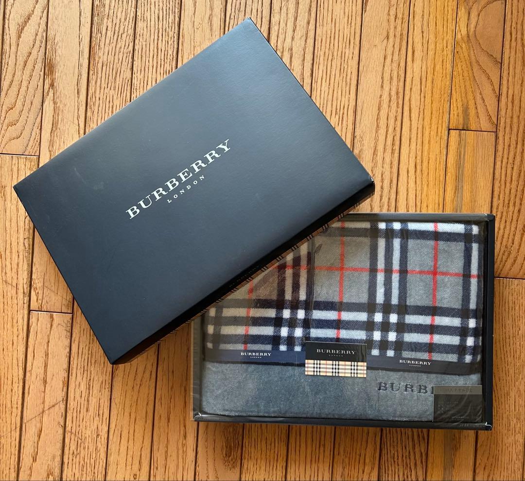 BURBERRY バーバリーノバチェック柄　大判バスタオル　未使用保管品