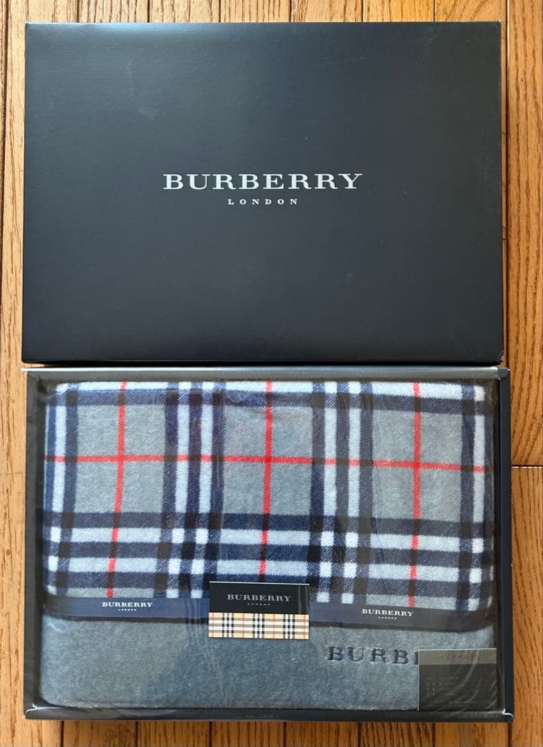 BURBERRY バーバリーノバチェック柄　大判バスタオル　未使用保管品