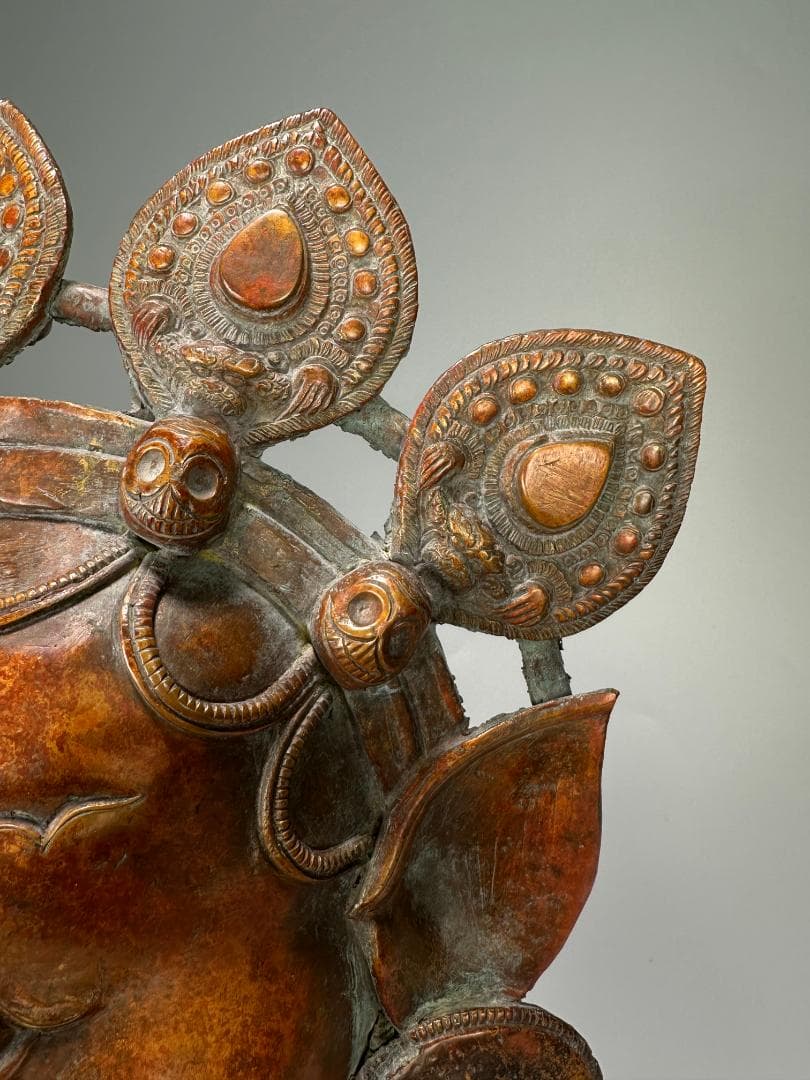 仏教美術　18世紀頃喜馬拉雅仏教　ヒマラヤ銅製面具　ヴァラーハ像　婆利迦古物保証