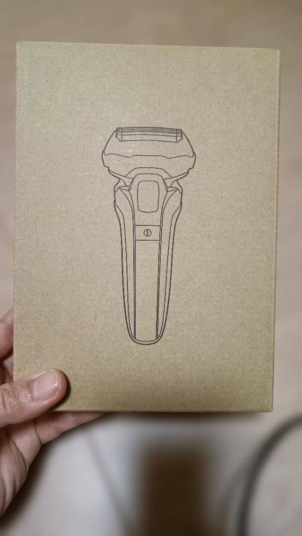 【正真正銘の未使用品】Panasonic 電気シェーバー ES-NLV5X-K