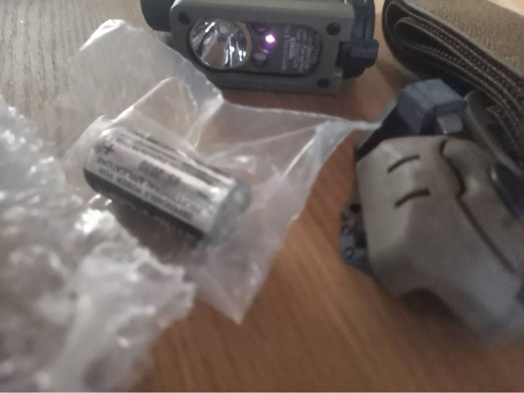 米軍支給装備STREAM LIGHTセット（コンパクトライト）