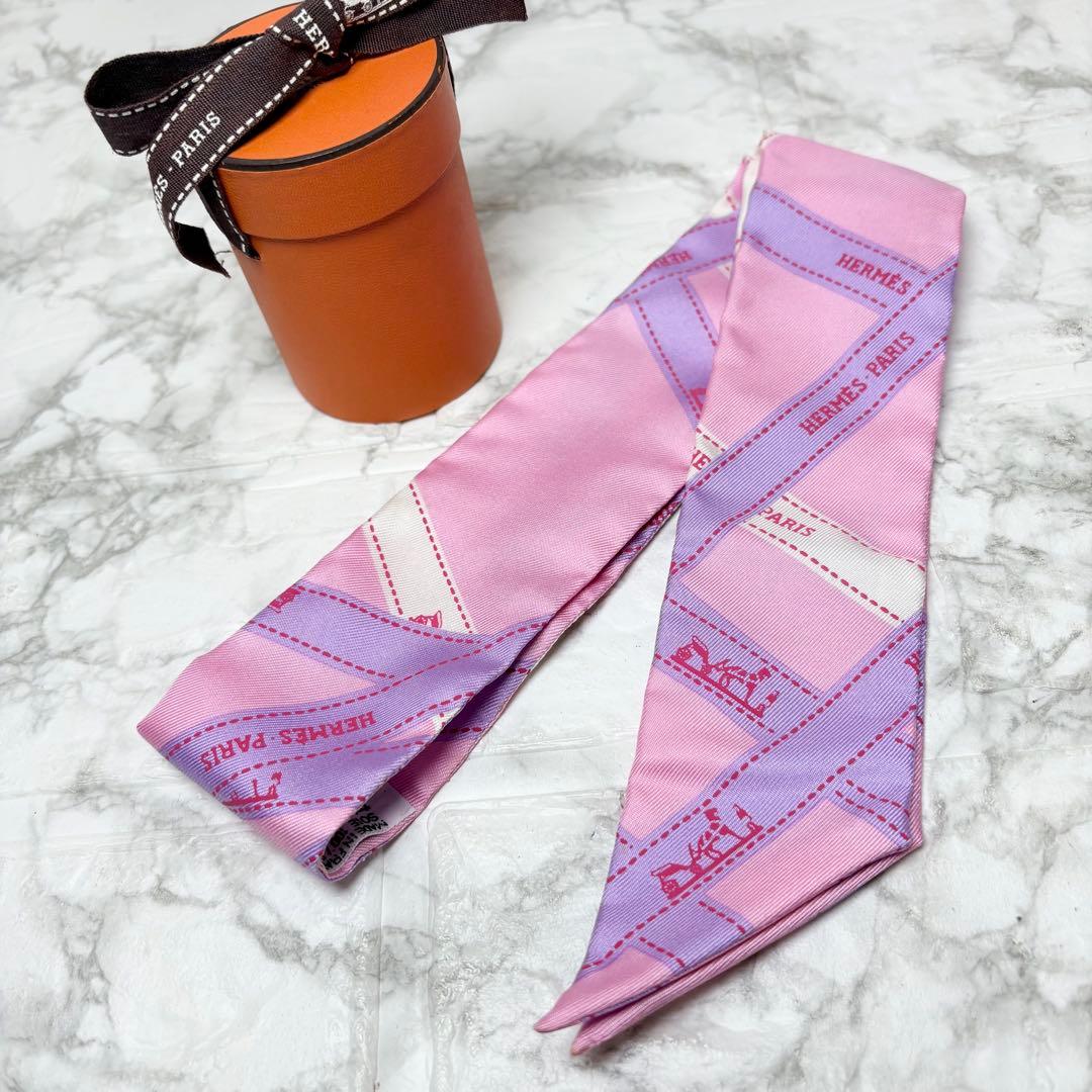 極美品　エルメス　HERMES ツイリー　スカーフ　リボン柄　ピンク　バンダナ