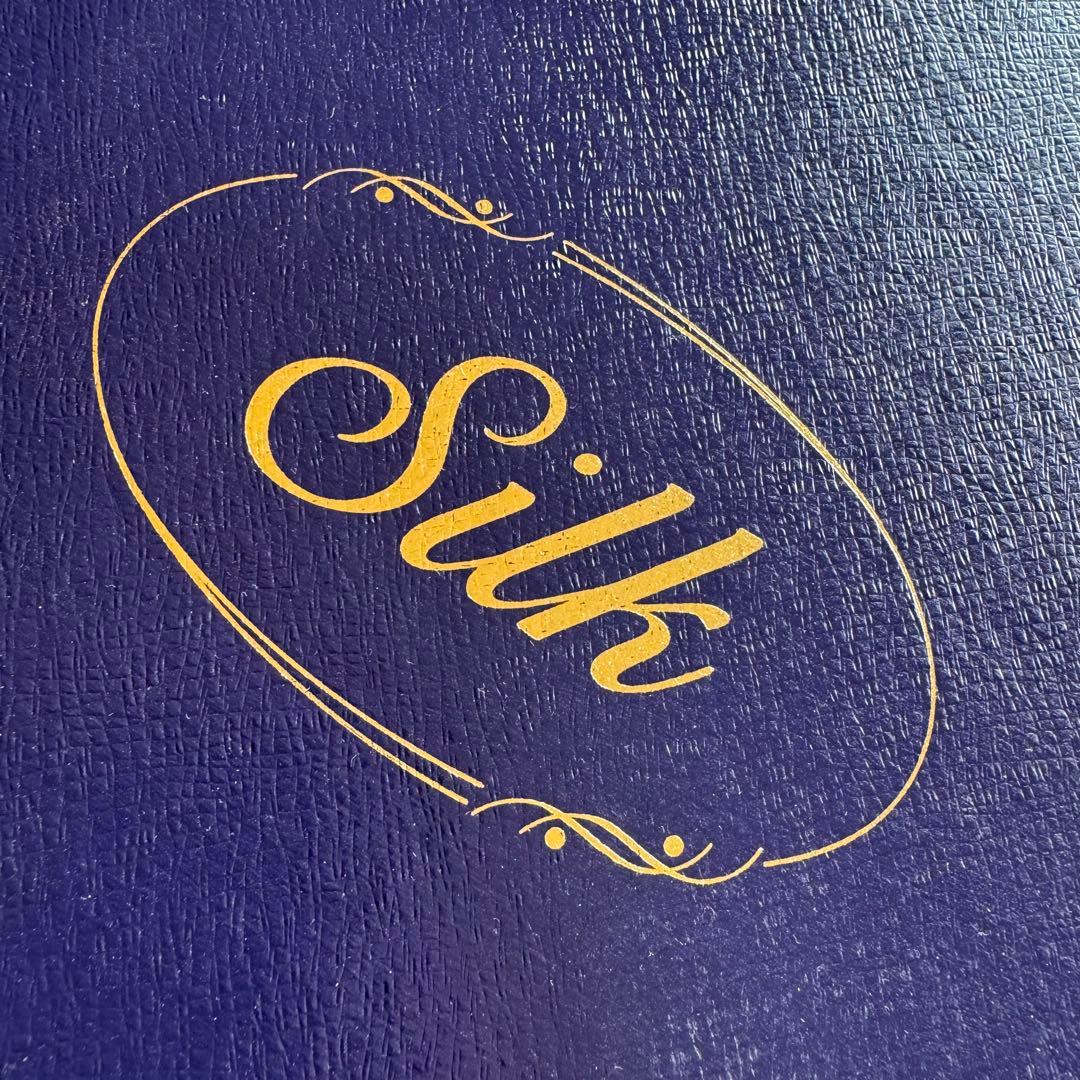 未使用 未開封 Silk シルク 最高級絹100% 日本製 タオルケット 掛布団