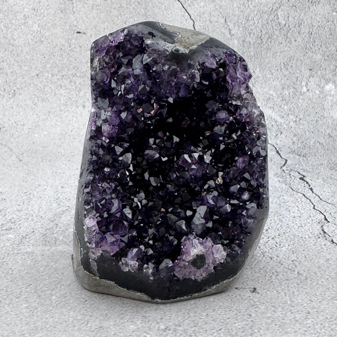 G-100アメジストクラスター ドーム 原石 天然石 パワーストーン　インテリア