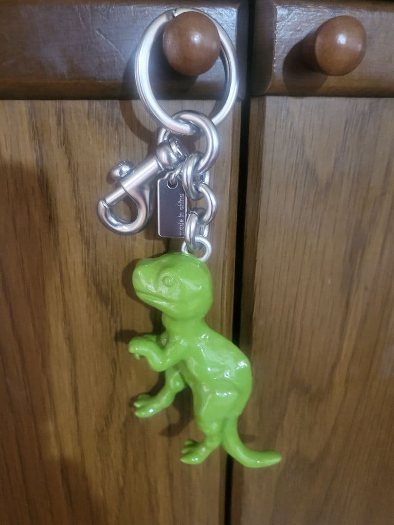 COACHレキシーキーホルダー 週末限定大幅お値下げ、早い者勝ちです❗