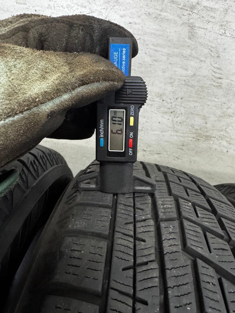 165/65r14 スタッドレス　4本　ig60 ルーミー　ソリオ　デリカD2