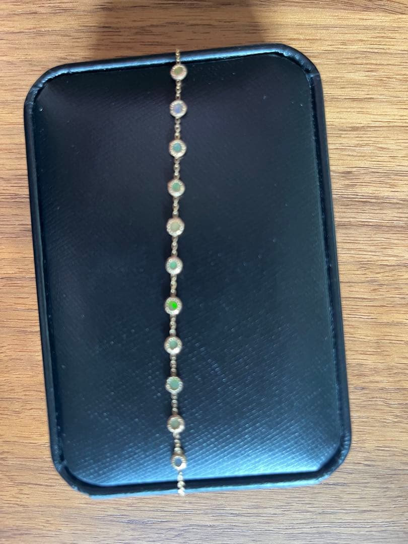 アガット agete ブレスレット　ドリーミードリーミー 11石　オパール