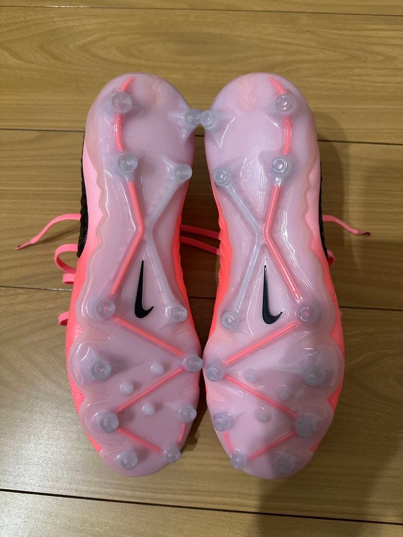 ナイキ　サッカースパイク　ファントム GX 2 エリート AG 26.0 新品