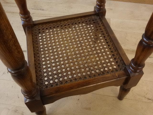 カリモク　コロニアル　花台　サイドテーブル　USED