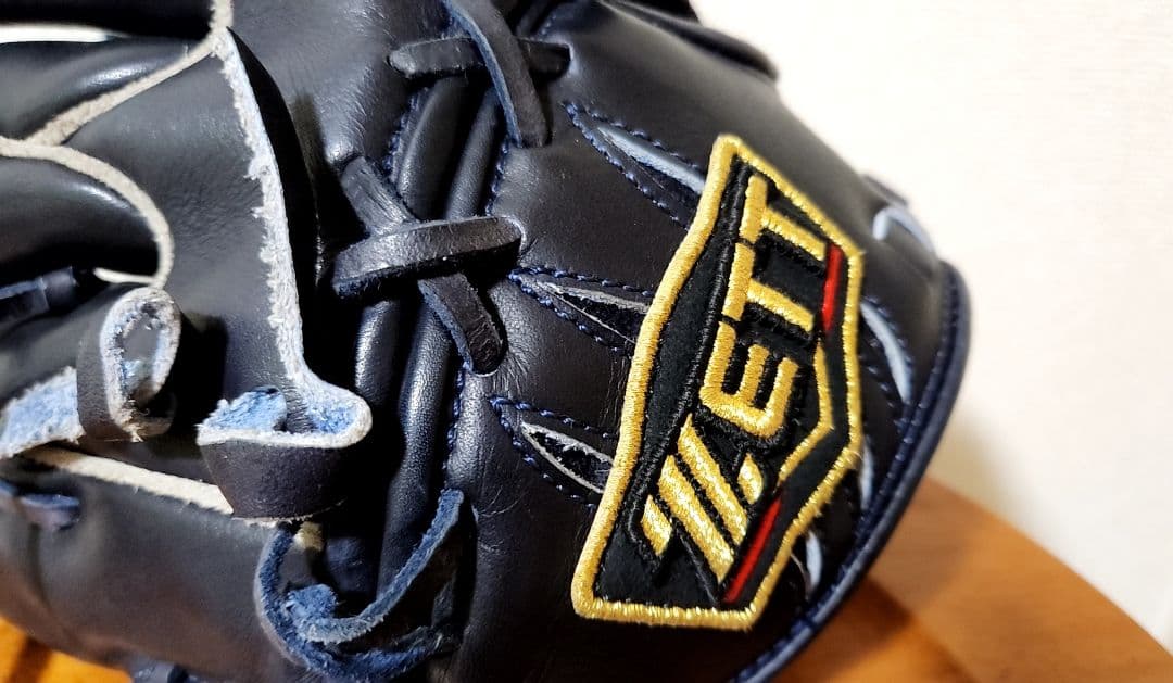 ZETT プロステイタス 軟式投手用グローブ