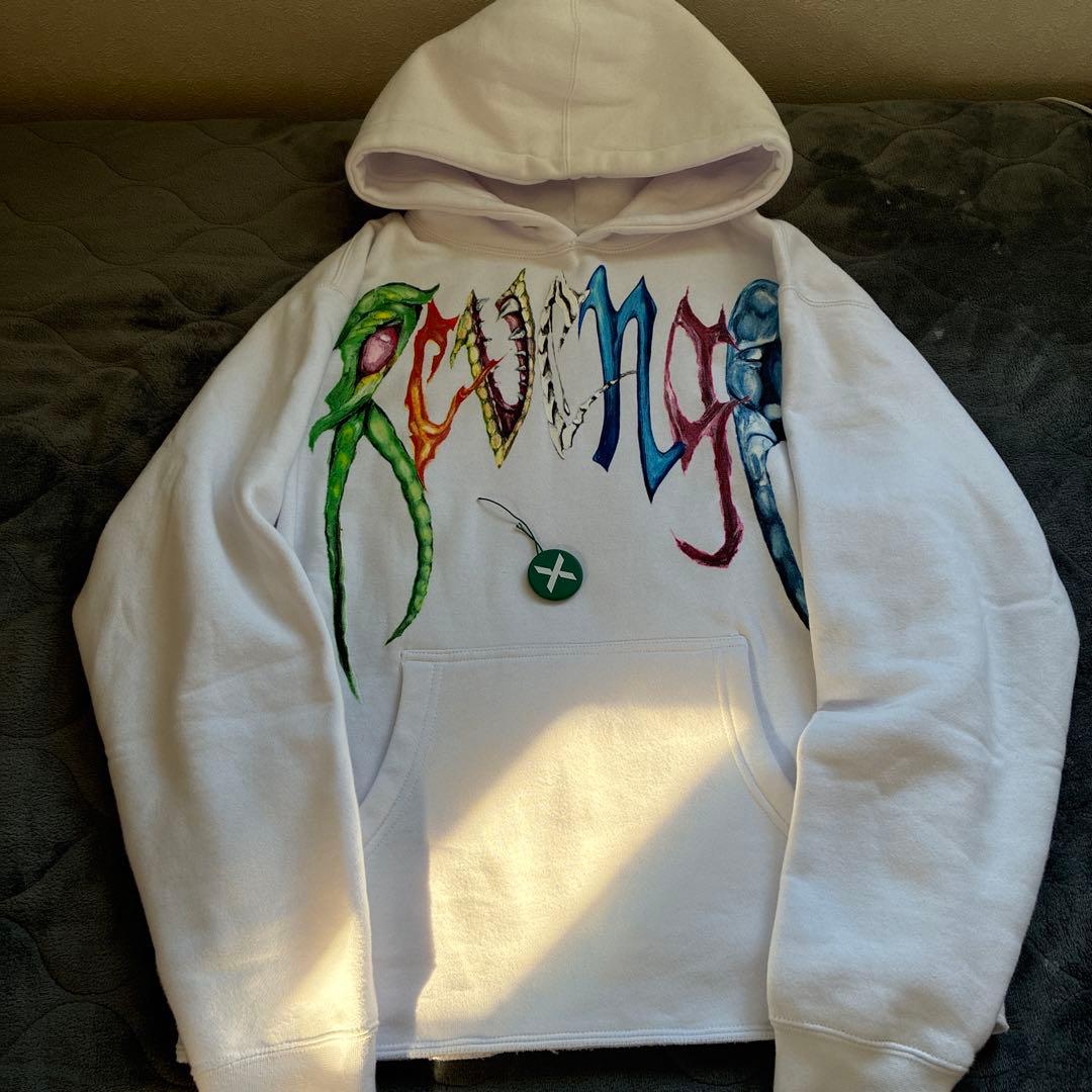 Revenge trippie reddコラボ　ホワイトパーカー