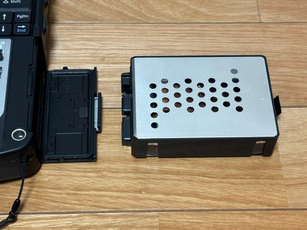 パナソニック タフブック CF-31 最強ノートパソコン 起動しないのでジャンク