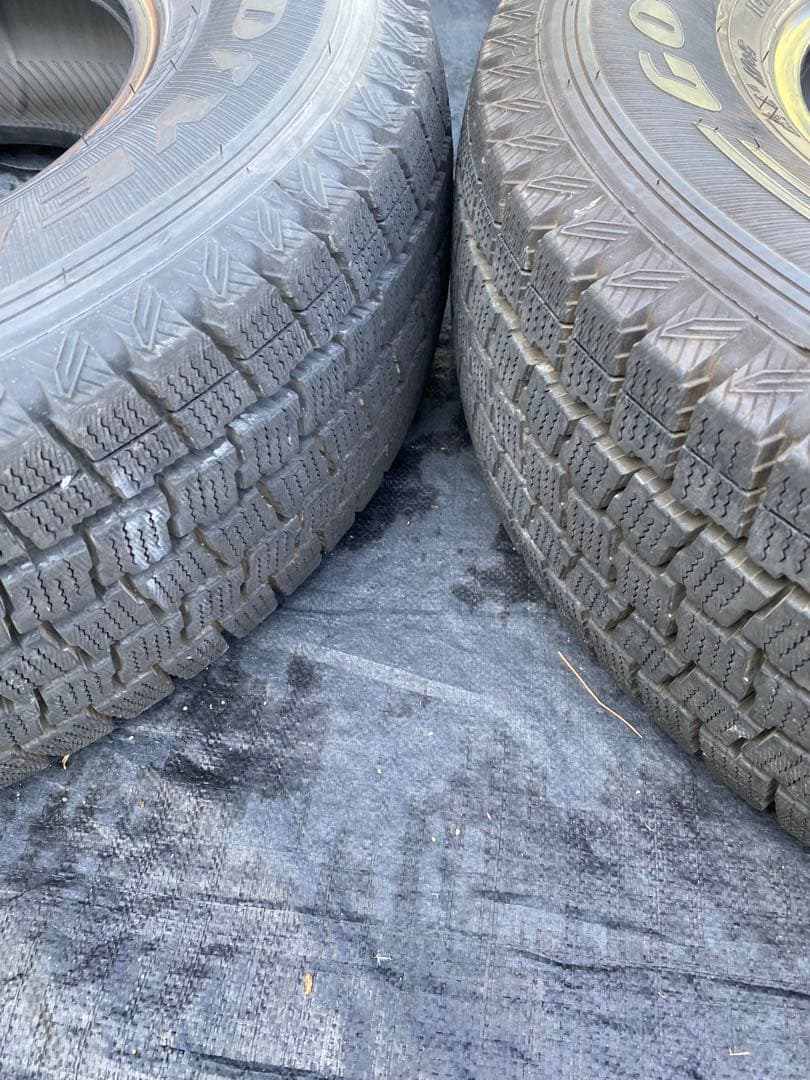 @kcj@195/80R15スタッドレスタイヤ　バン用