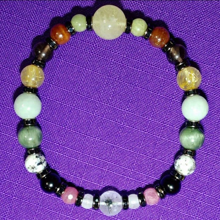 タリカム様◇一点物『封神演義ブレスレット』リビアン　八郷雲龍石　ホーランダイト