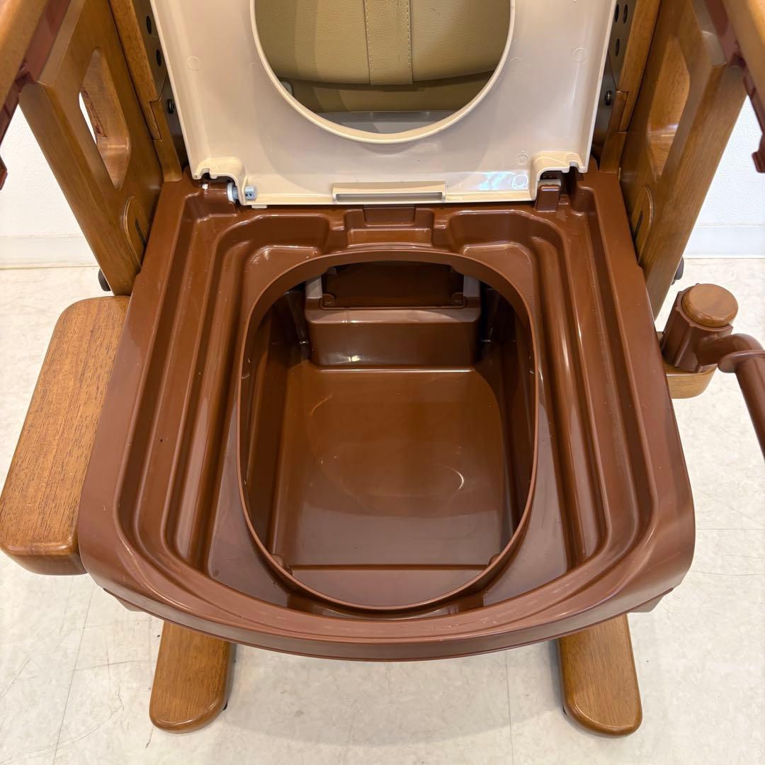 家具調トイレセレクトRはねあげ　ポータブルトイレ　介護トイレ