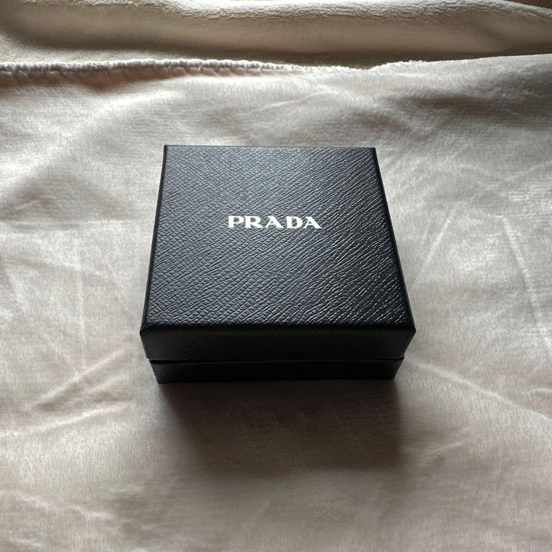 PRADA ファーヘアピン アイボリー