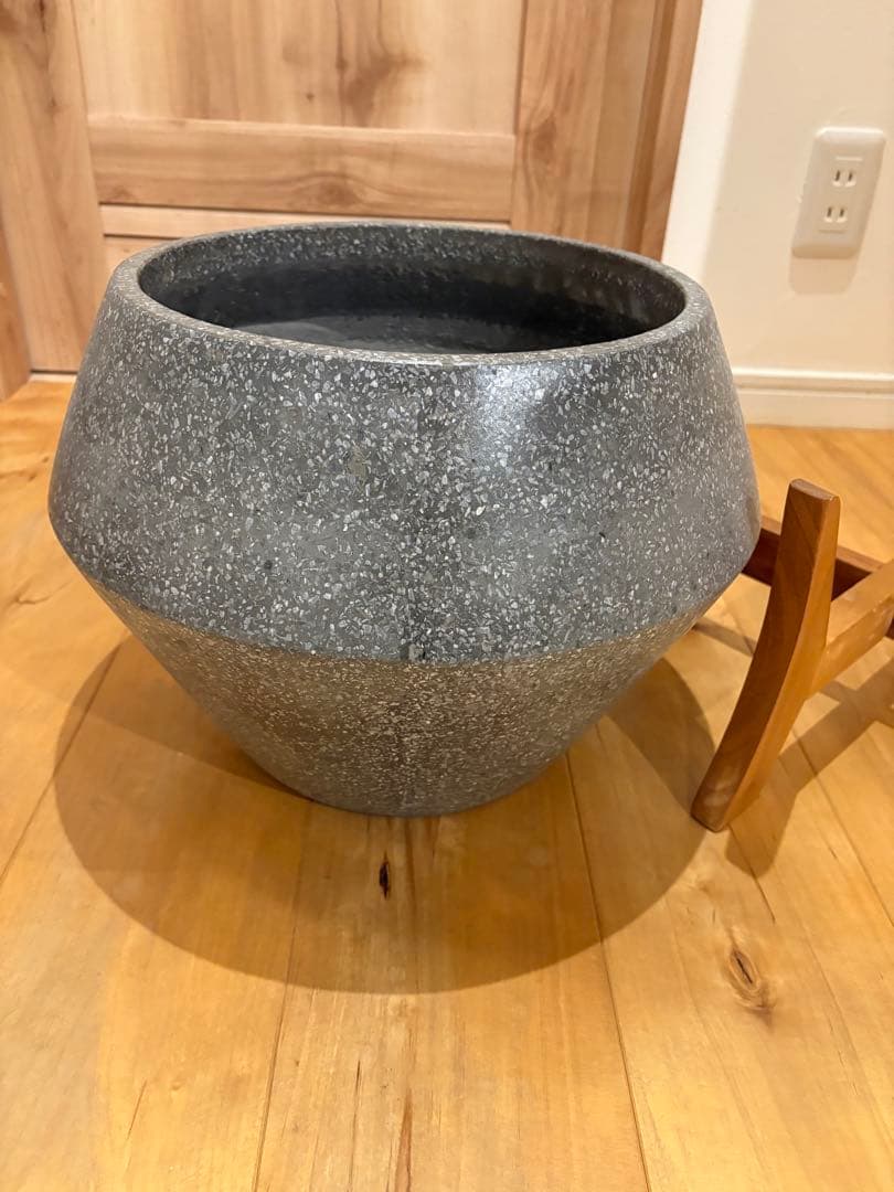 鉢カバー　オシャレ　スタンド付き