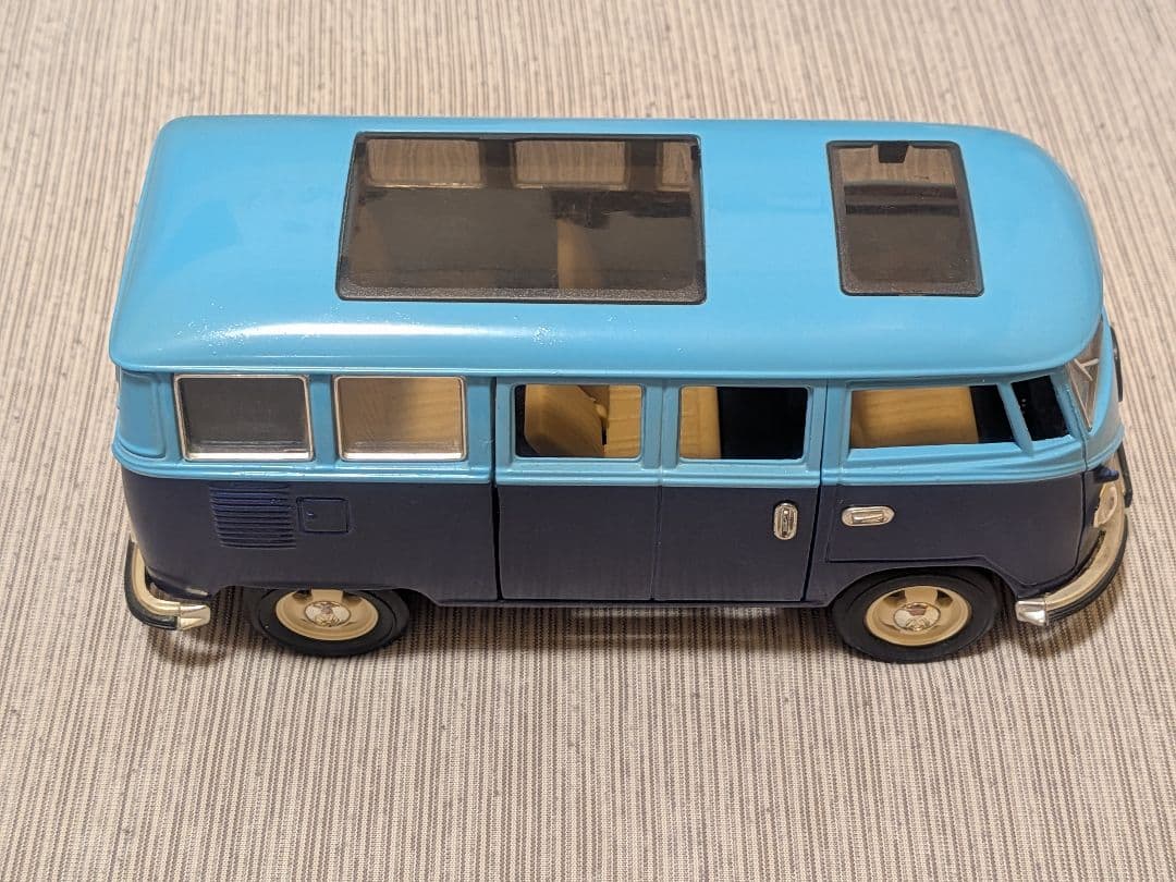 ワーゲンバス　ミニカー
