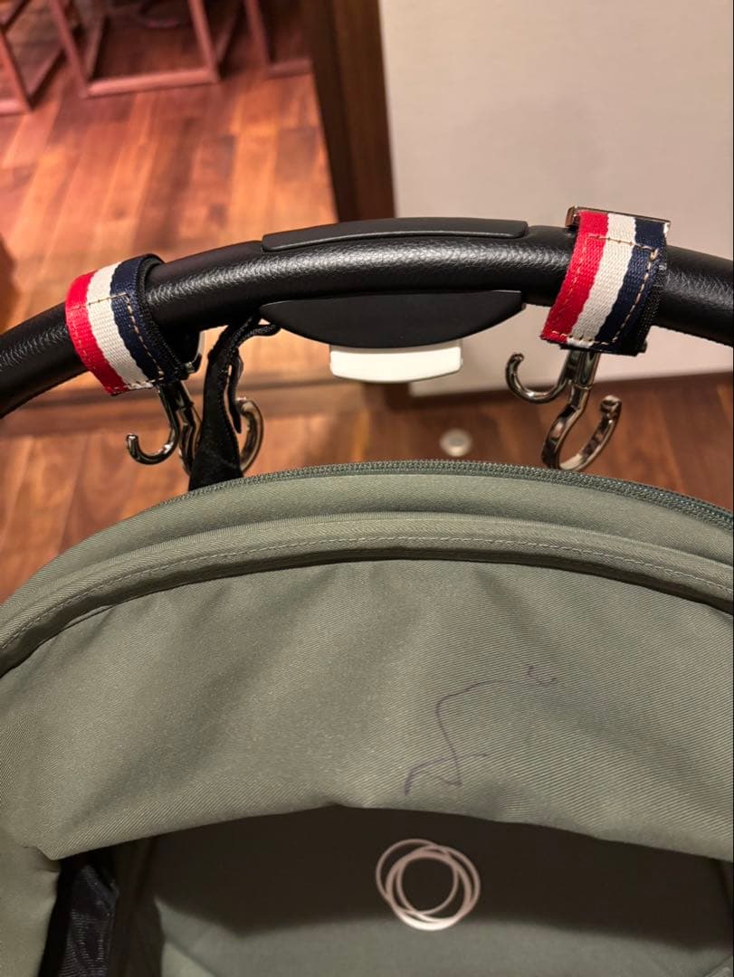 バカブー bagaboo バタフライ カーキ グリーン ベビーカーフック付き