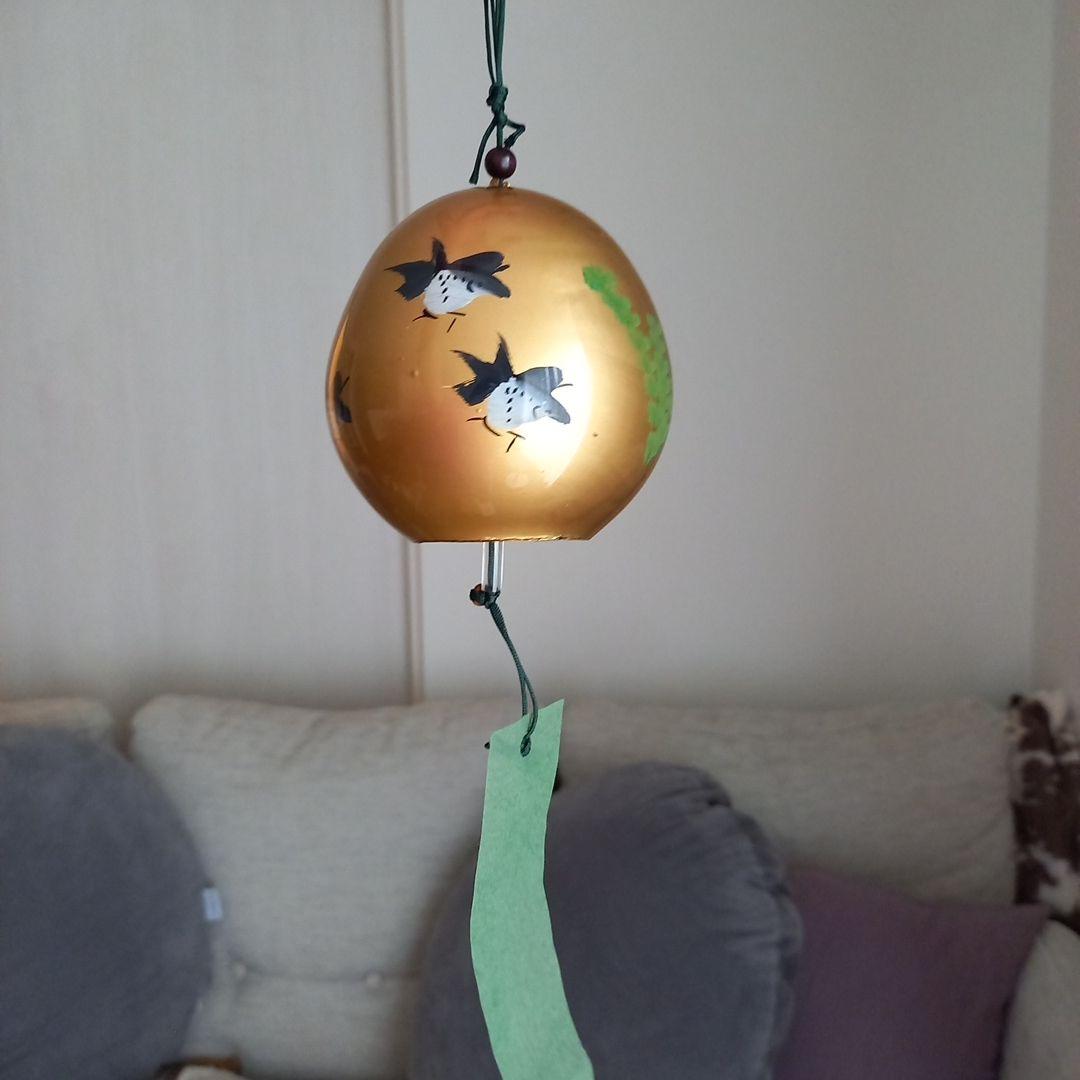 江戸風鈴　六匹黒金魚