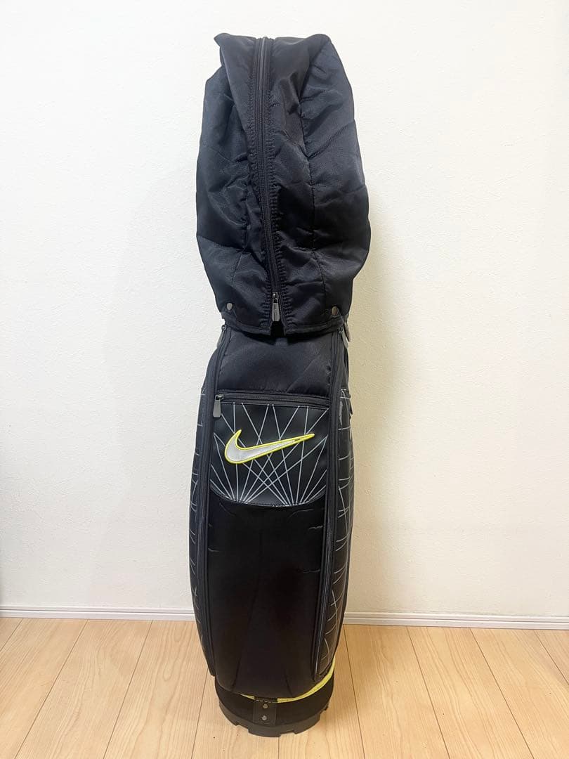 【大人気‼️】Nike ゴルフ キャディバッグ ナイキ　黒/黄　蛍光
