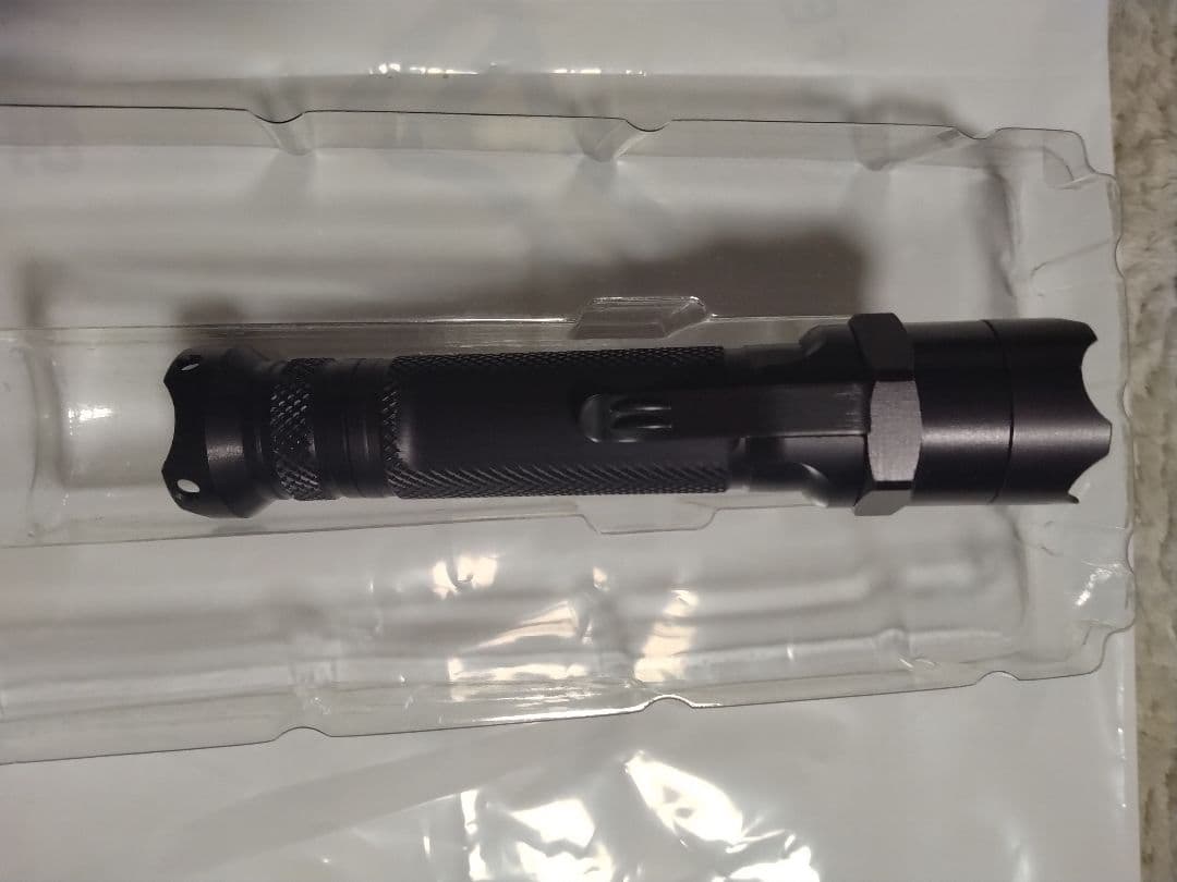 3*s様 SUREFIRE E2D EXECUTIVE DEFENDER