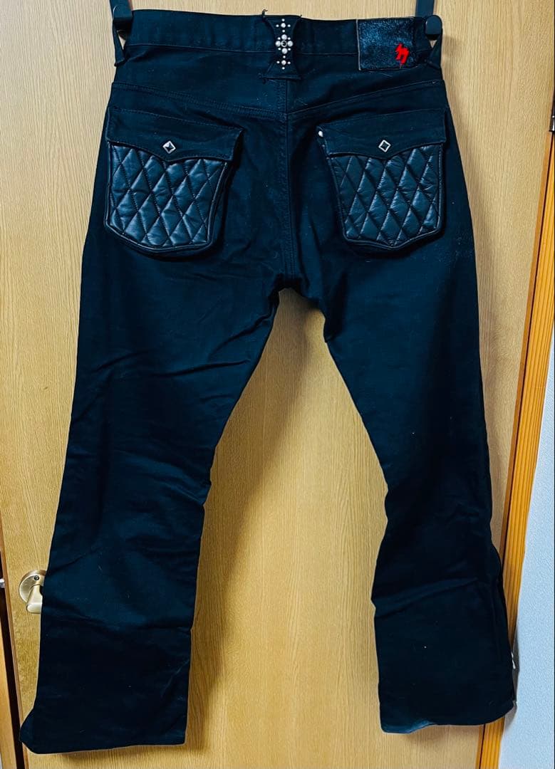 SKULL FLIGHT/スカルフライト　ブーツカットパンツ