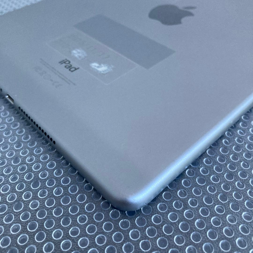 3937【早い者勝ち】電池最良好☆iPad Air2 第2世代 64GB au☆